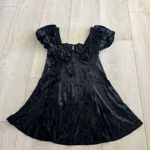 FREE PEOPLE BLACK VELVET DRESS size 6